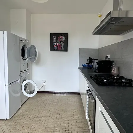 Spacieux Dans Apartment